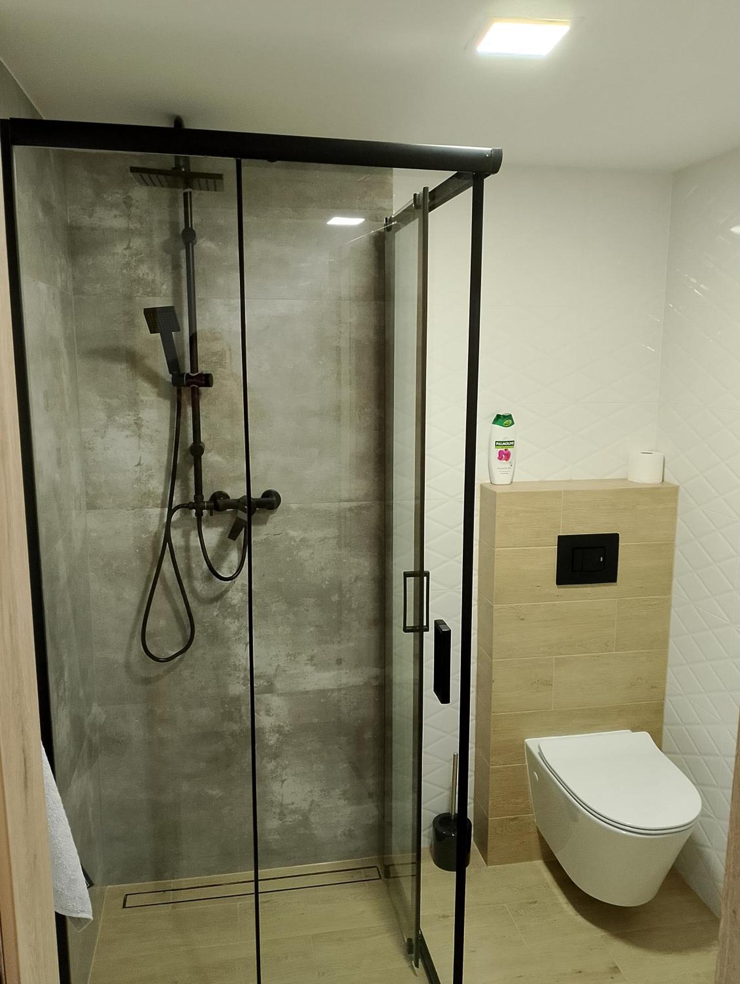 Apartament Z Ogrodem Przemyśl Exteriör bild