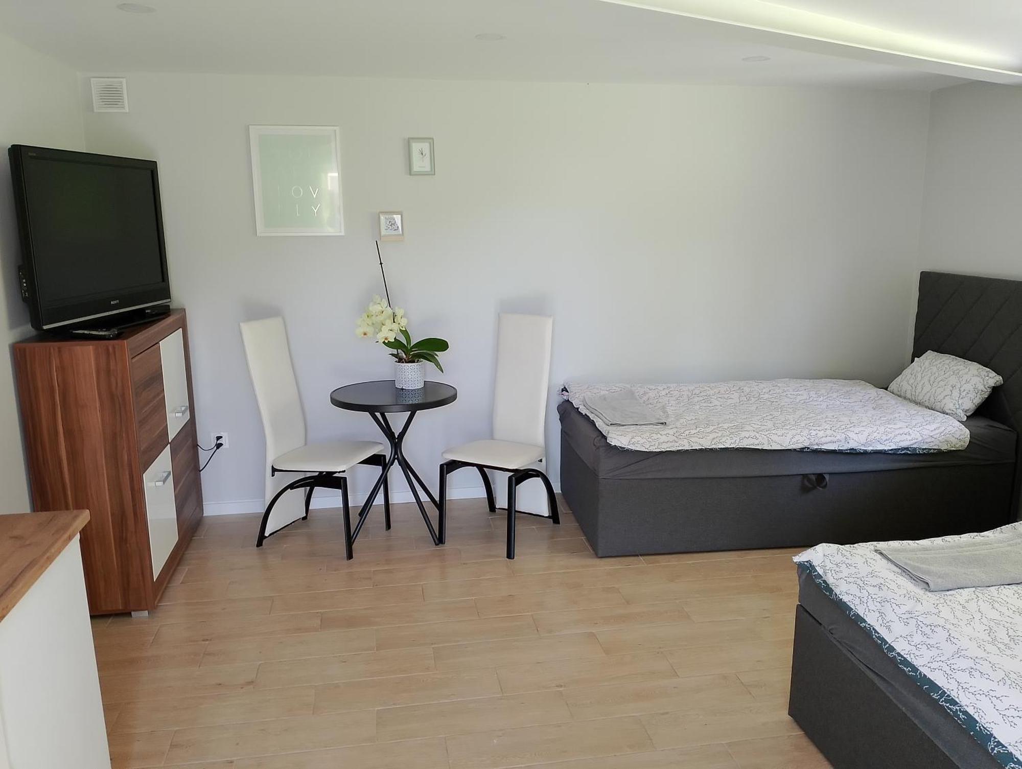 Apartament Z Ogrodem Przemyśl Exteriör bild